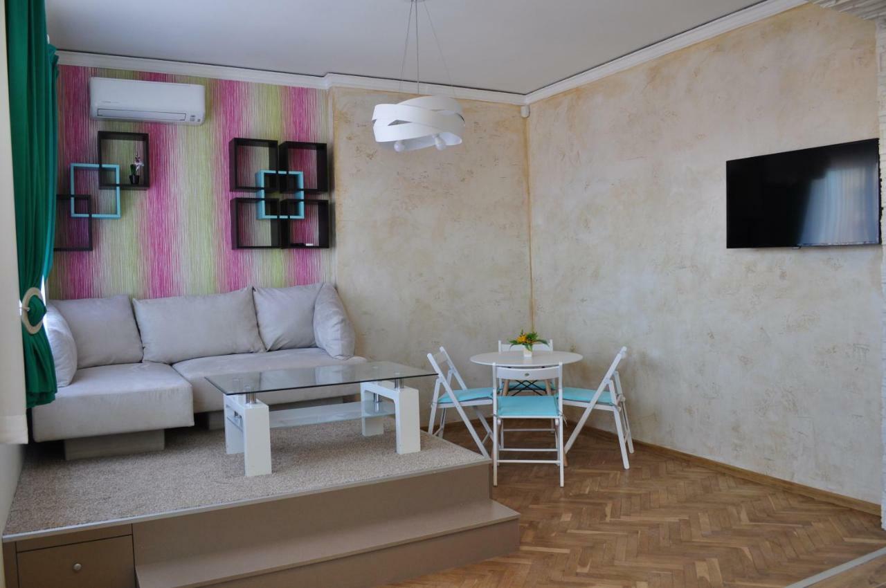 Sofia Central Pretty Apartment Kültér fotó